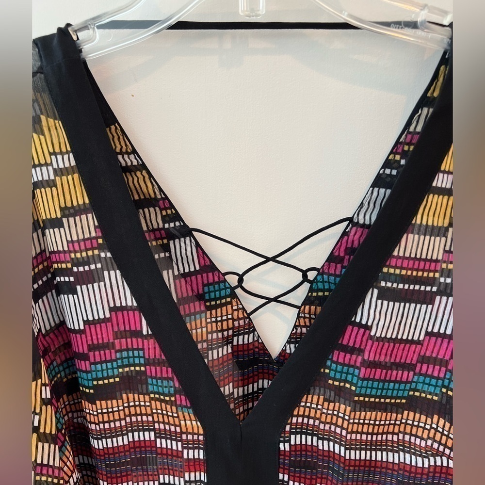 Bebe Multicolor Blouse - Picture 2 of 16